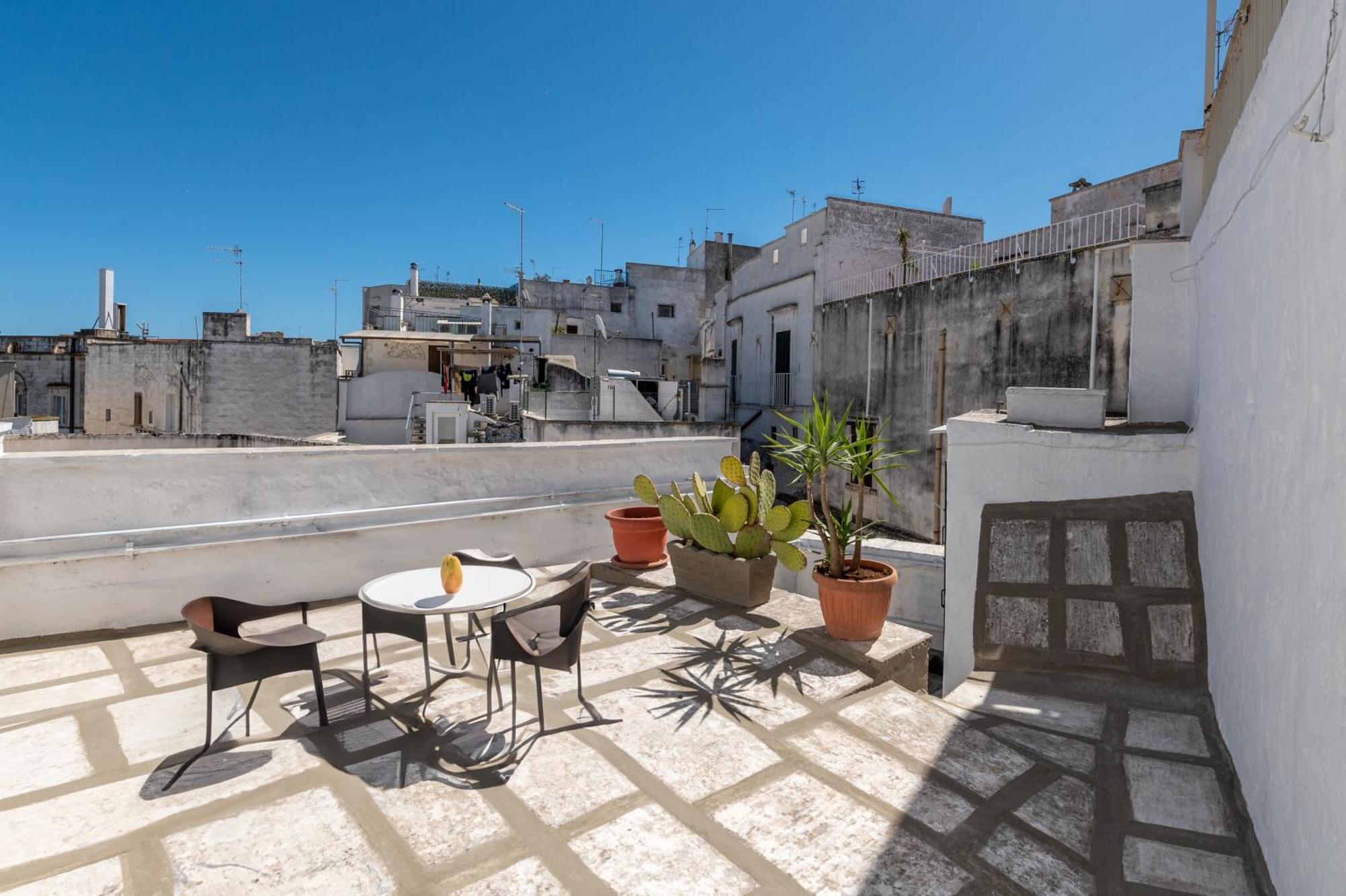 Sant Oronzo Palace Ostuni Luaran gambar