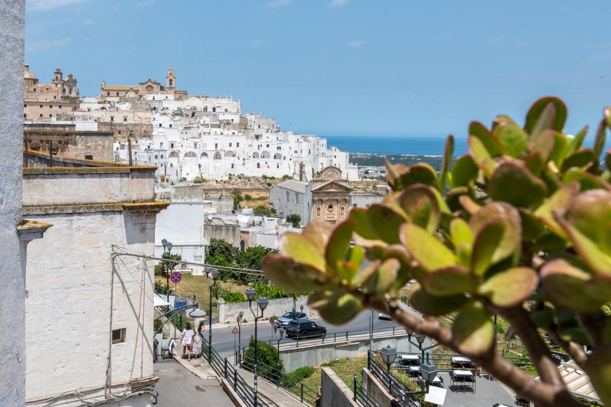 Sant Oronzo Palace Ostuni Bilik gambar