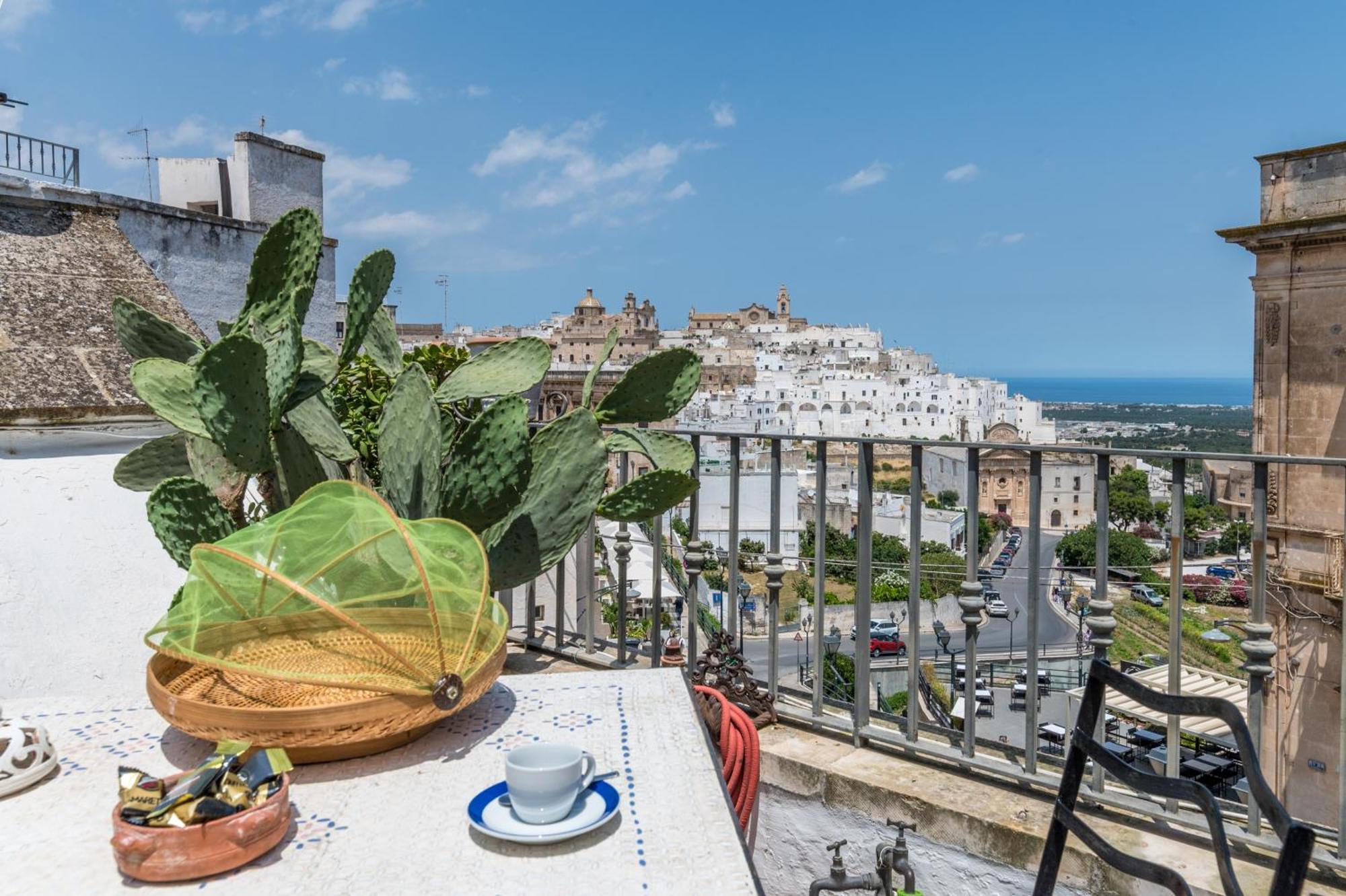 Sant Oronzo Palace Ostuni Luaran gambar